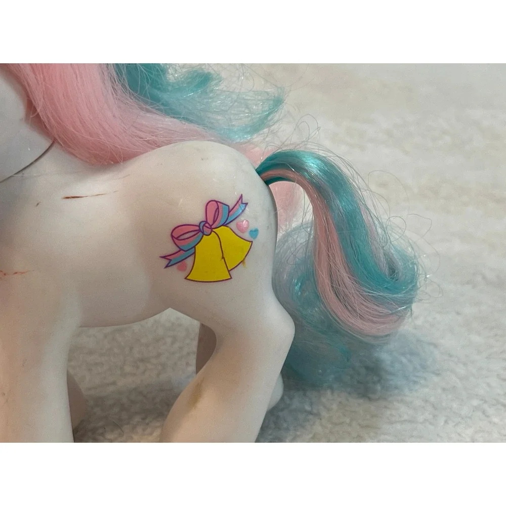 My Little Pony G3 Lulabell 2005 White Pink Blue Hair Bells Cutie Mark Hasbro
